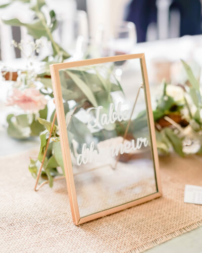 mariage-et-decoration-chateau-frogerie-table