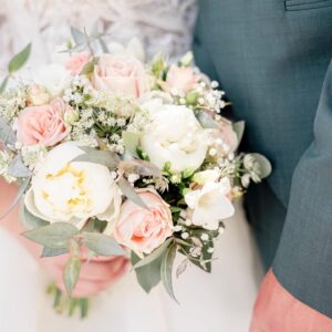 bouquet pivoines
